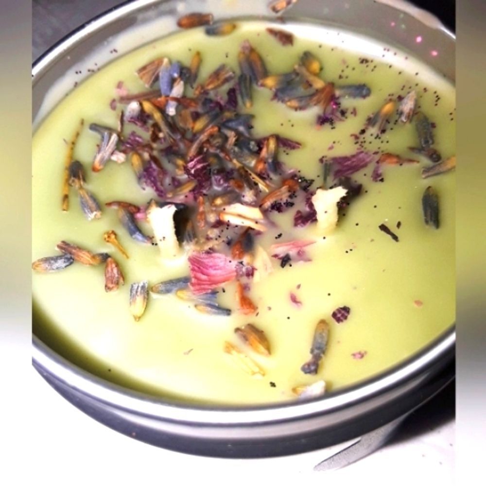 𝅺HAND Crafted Carmel apple pie all natural candle